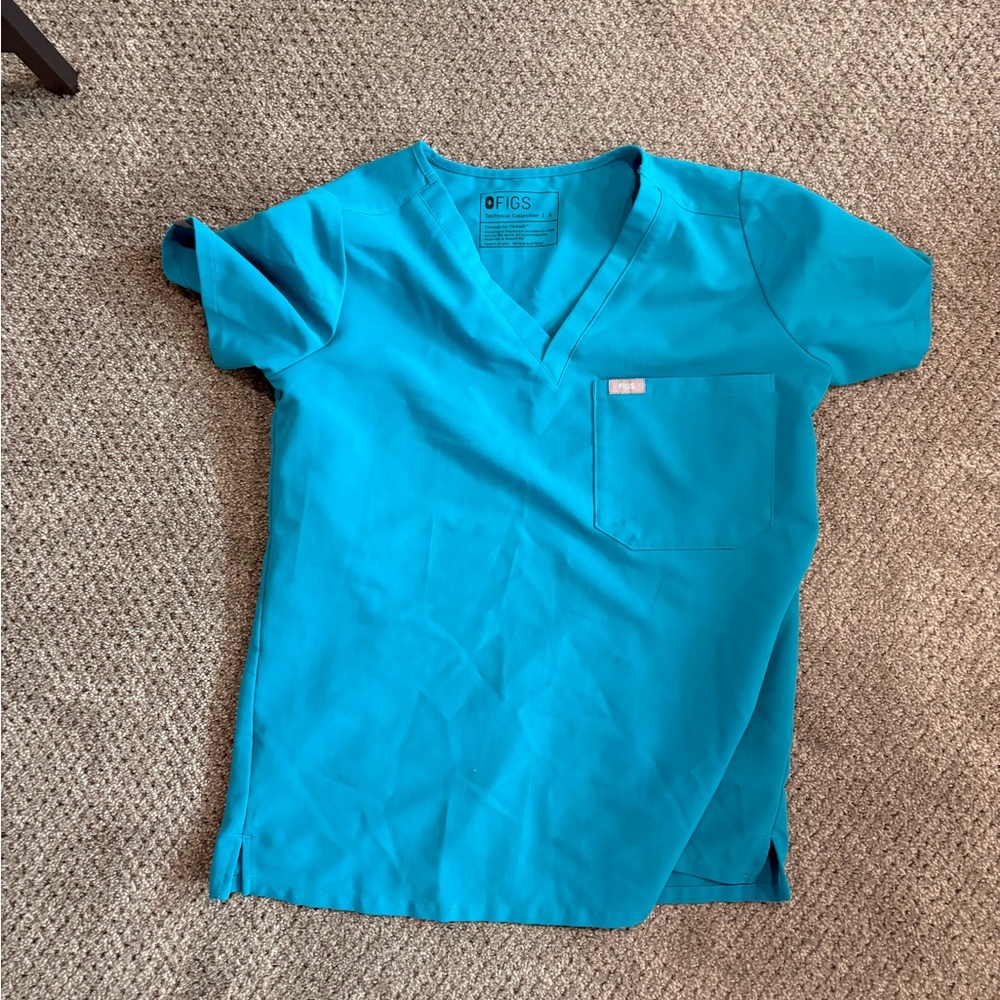 Figs Scrub Top